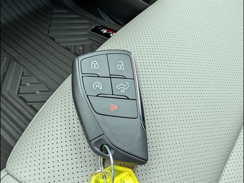 New 2026 Polar White Tricoat Chevrolet LTZ image 28