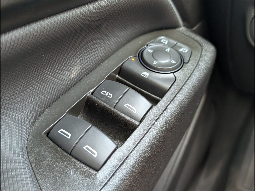 Used 2023 Iridescent Pearl Tricoat Chevrolet RS image 28