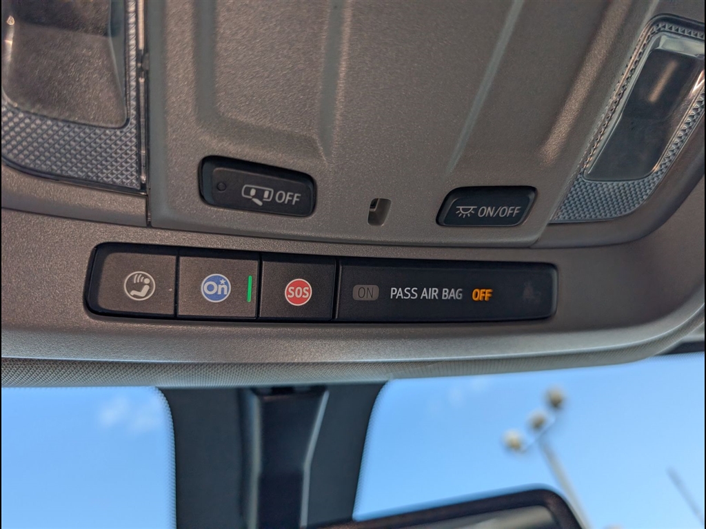 Used 2023 Summit White Chevrolet LTZ image 29