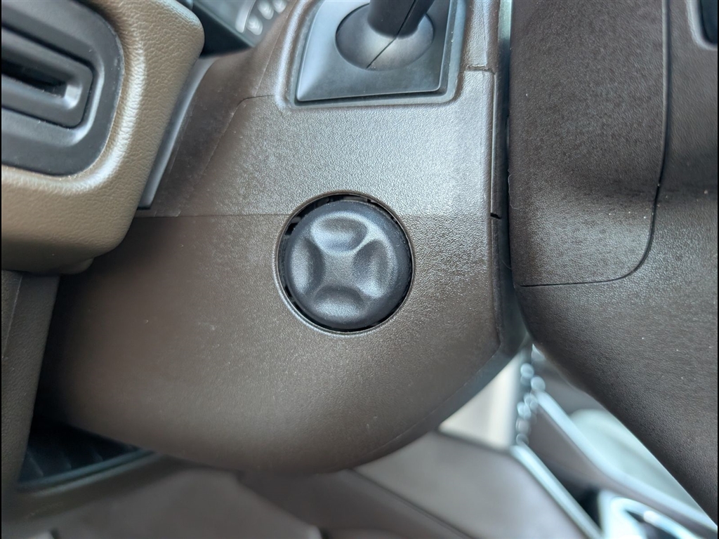 Used 2021 Shadow Gray Metallic Chevrolet Z71 image 29