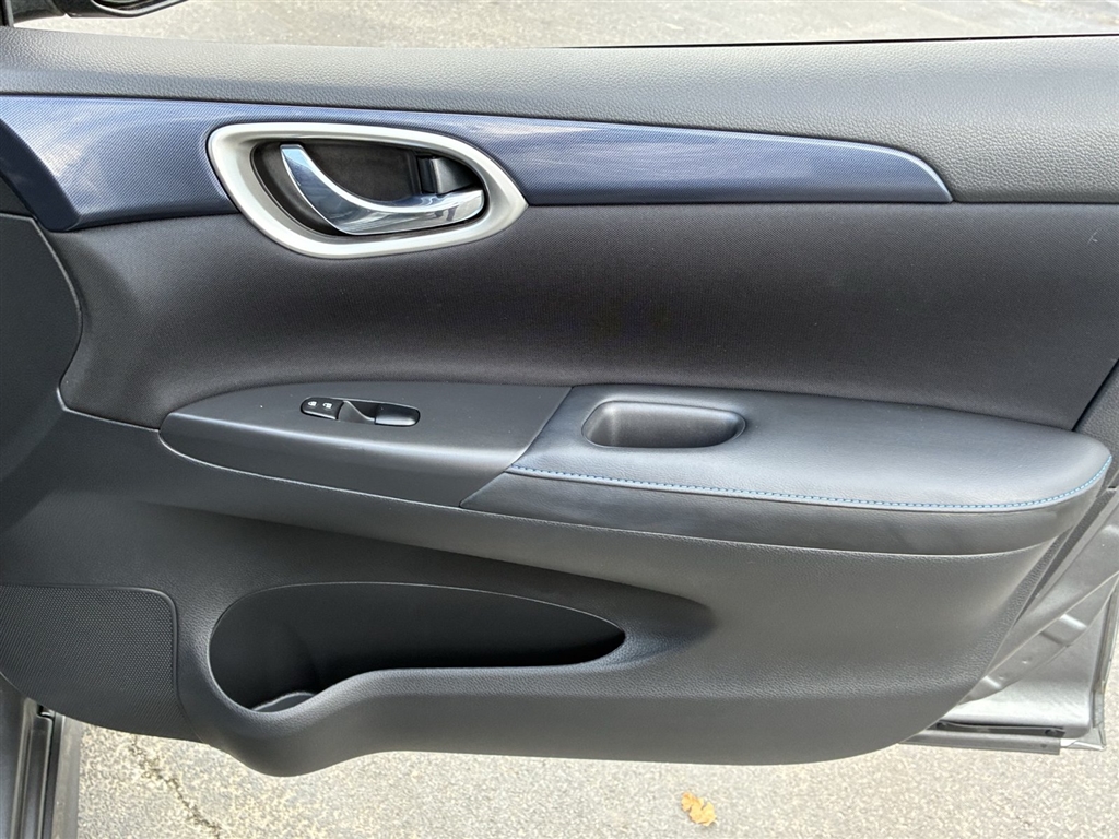Used 2018 Gun Metallic Nissan SR image 29