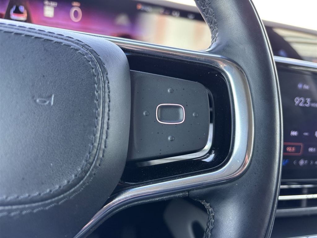 Used 2024 Silver Radiance Lincoln Reserve image 29