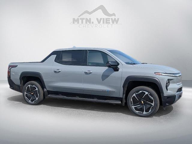 2025 Chevrolet Silverado EV LT