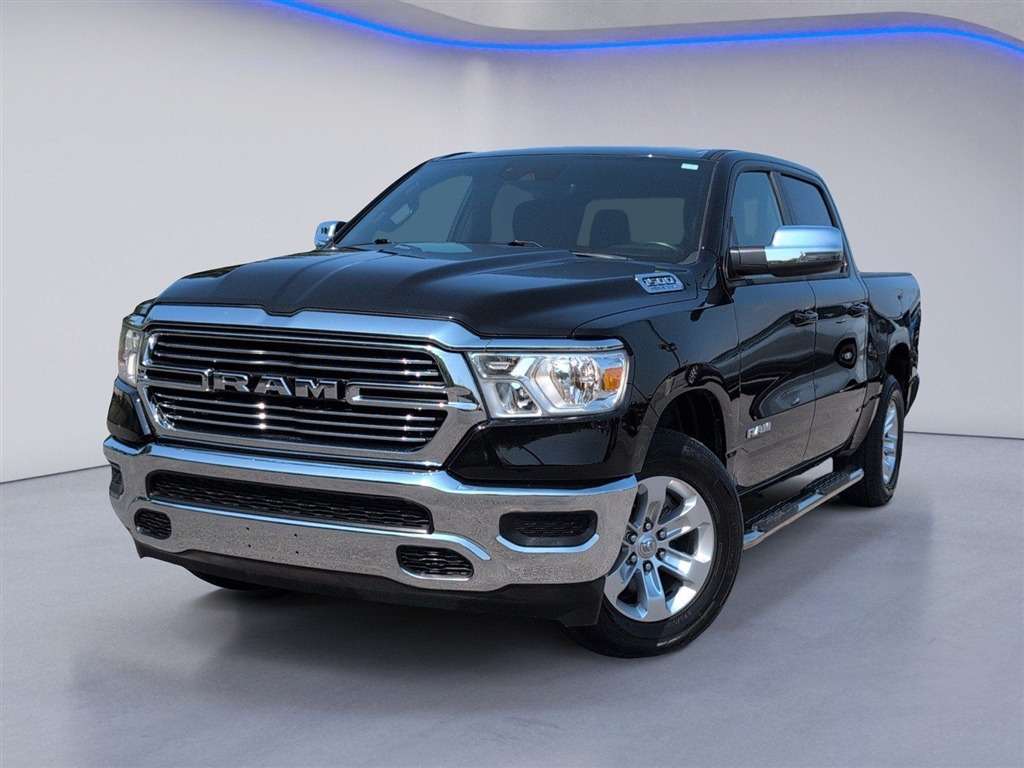 Used 2024 Diamond Black Crystal Pearl Coat RAM Laramie image 2