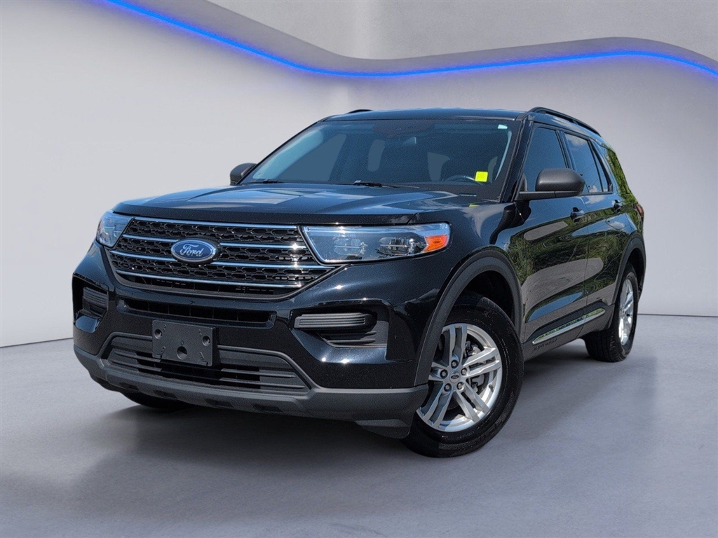 Used 2023 Agate Black Ford XLT image 2