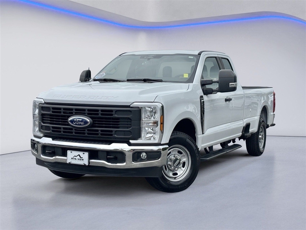 Used 2024 Oxford White Ford XL image 2