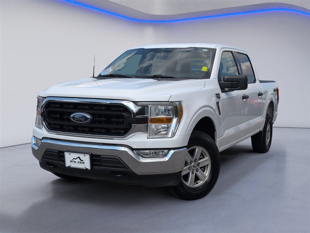 Used 2021 Oxford White Ford XLT image 2