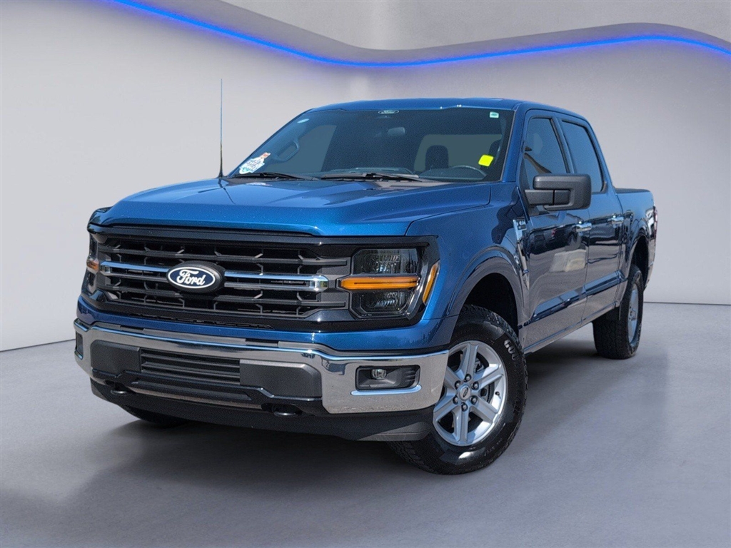 Used 2025 Atlas Blue Ford XLT image 2