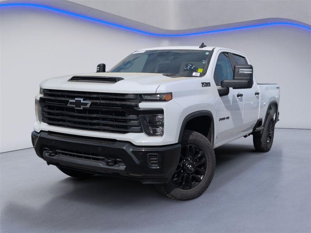 Used 2025 Summit White Chevrolet Custom image 2