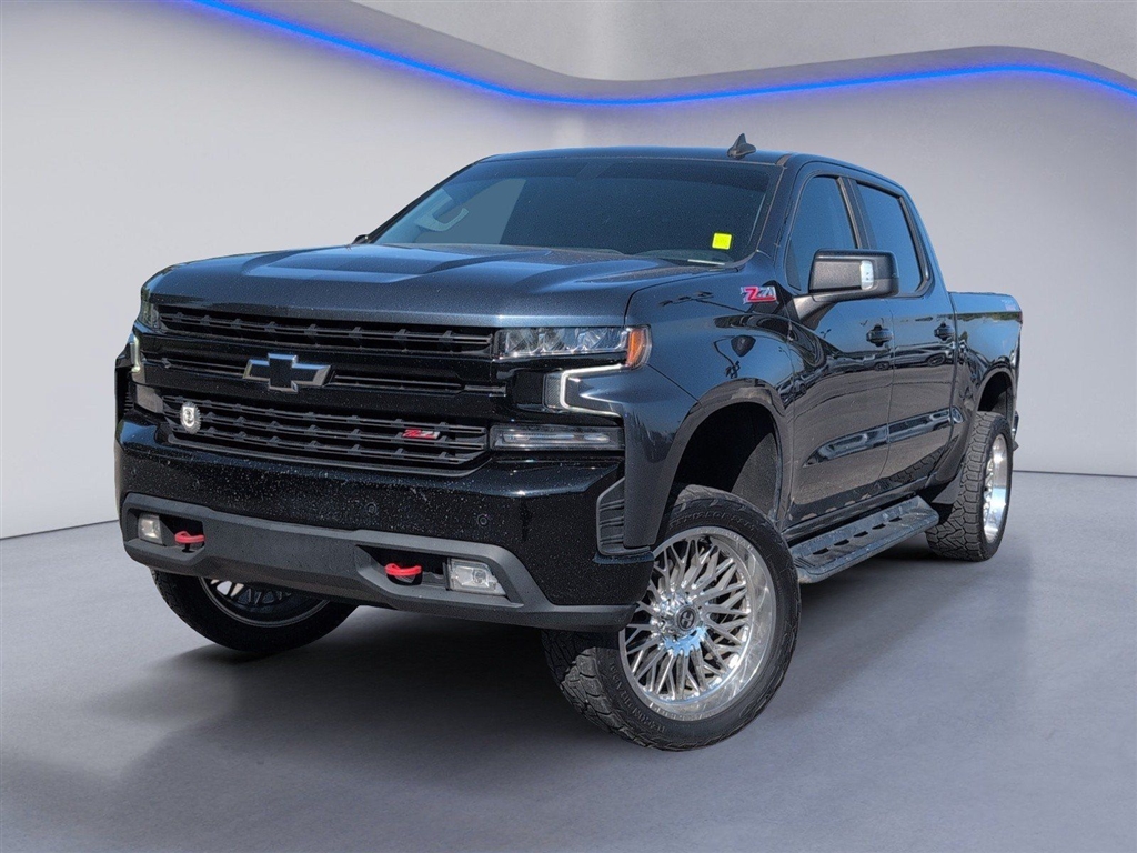 Used 2021 Shadow Gray Metallic Chevrolet LT Trail Boss image 2