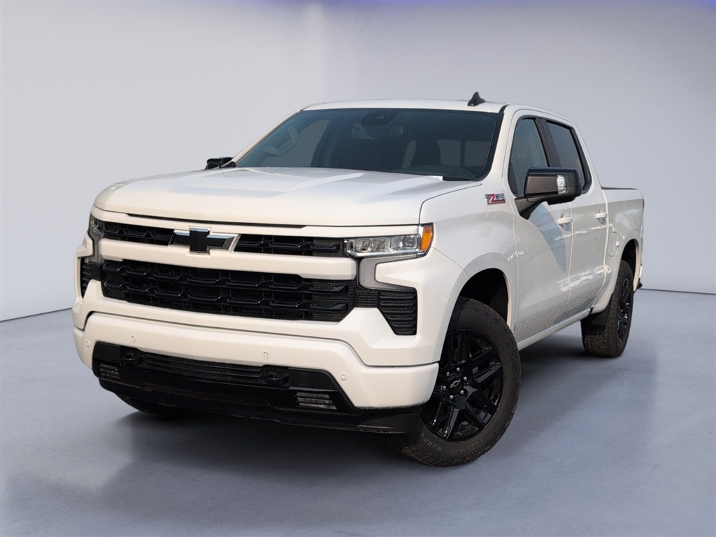 New 2026 Summit White Chevrolet RST image 2
