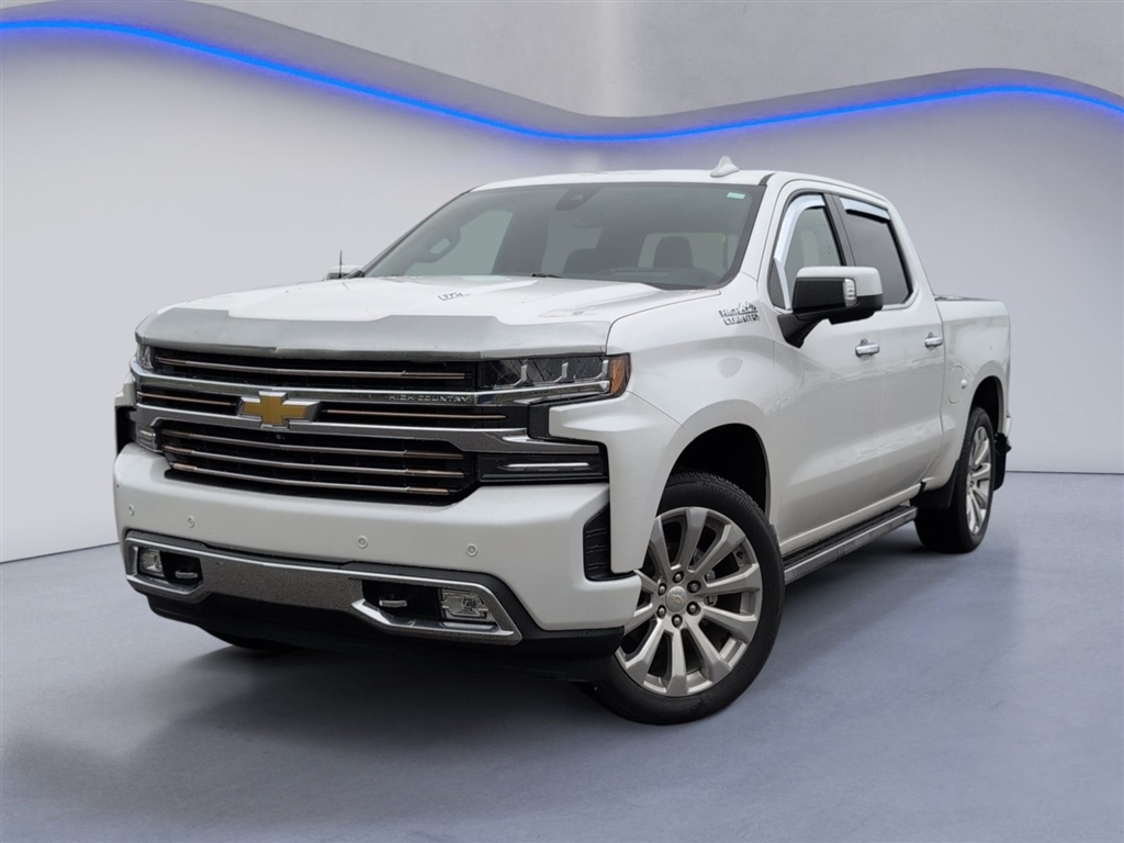 Used 2022 Iridescent Pearl Tricoat Chevrolet High Country image 2