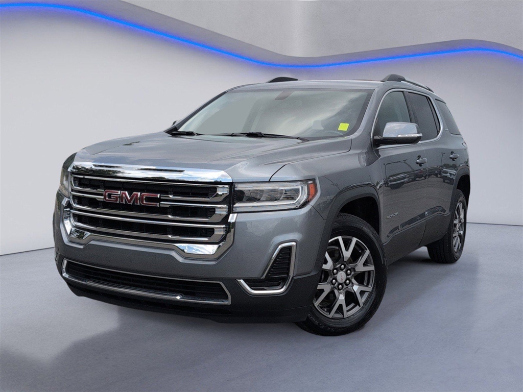 Used 2020 Satin Steel Metallic GMC SLE image 2