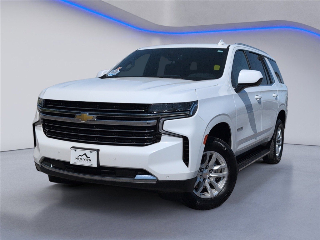 Used 2024 Summit White Chevrolet LT image 2