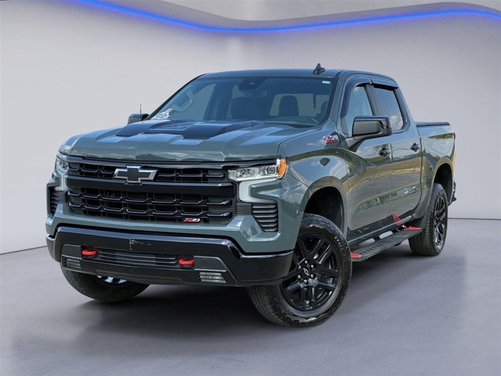 Used 2025 Cypress Gray Chevrolet LT Trail Boss image 2