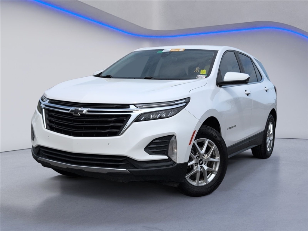 Used 2022 Summit White Chevrolet LT image 2