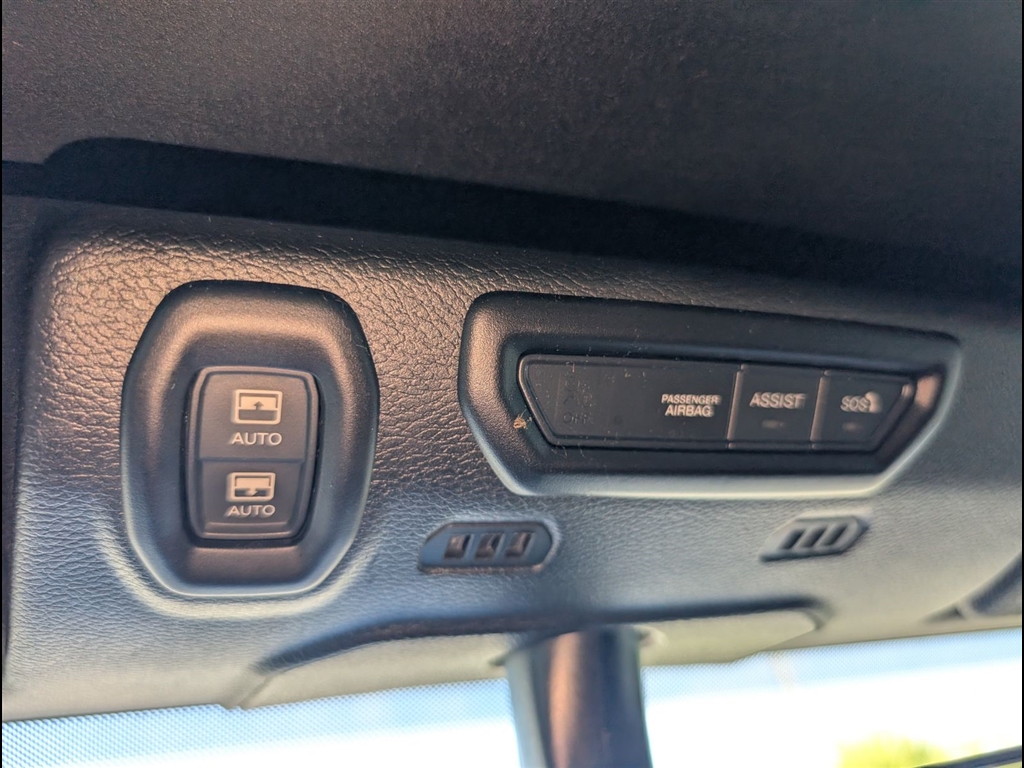 Used 2019 Ocean Blue Metallic Clear Coat Jeep Rubicon image 30