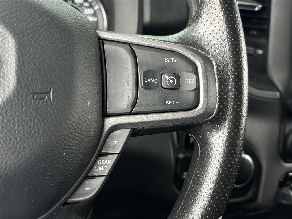 Used 2024 Granite Crystal Metallic Clear Coat RAM Tradesman image 30