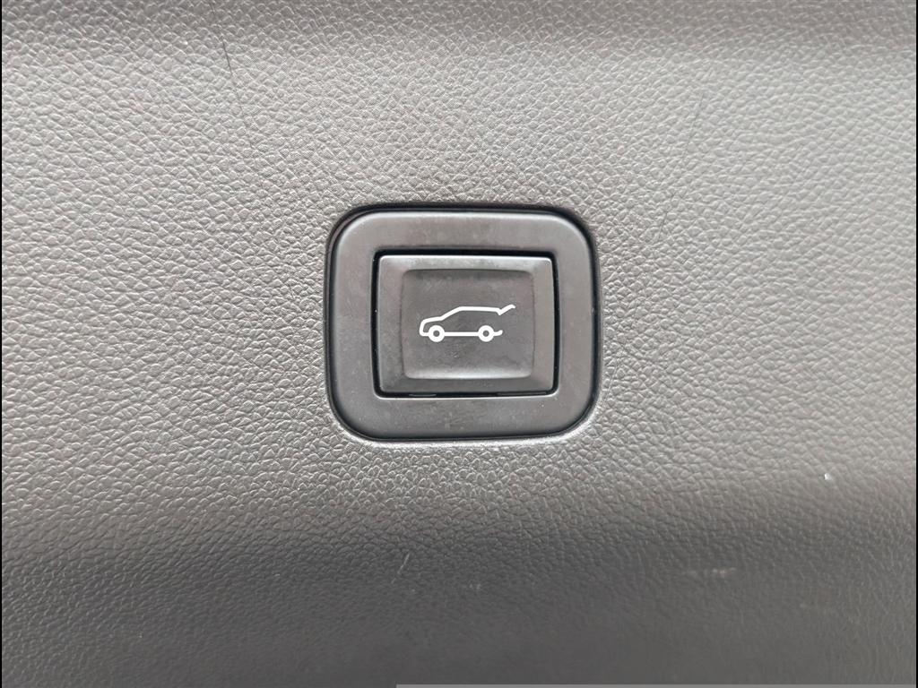 Used 2021 Satin Steel Metallic Chevrolet LT image 30