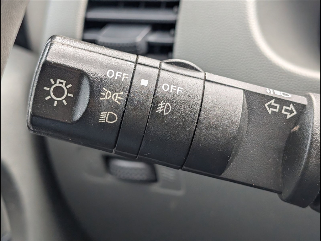 Used 2020 Magnetic Black Pearl Nissan SV image 30