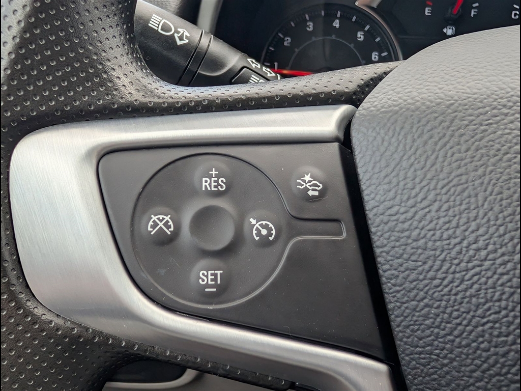 Used 2024 Riptide Blue Metallic GMC SLE image 30