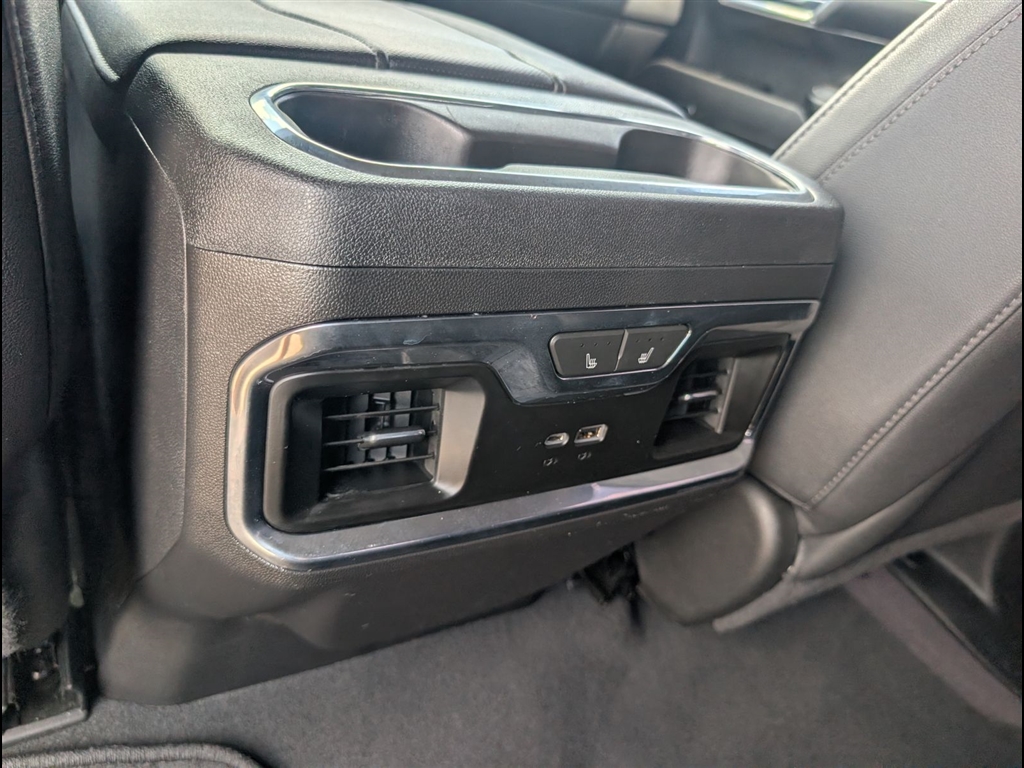 Used 2023 Sterling Metallic GMC SLT image 30