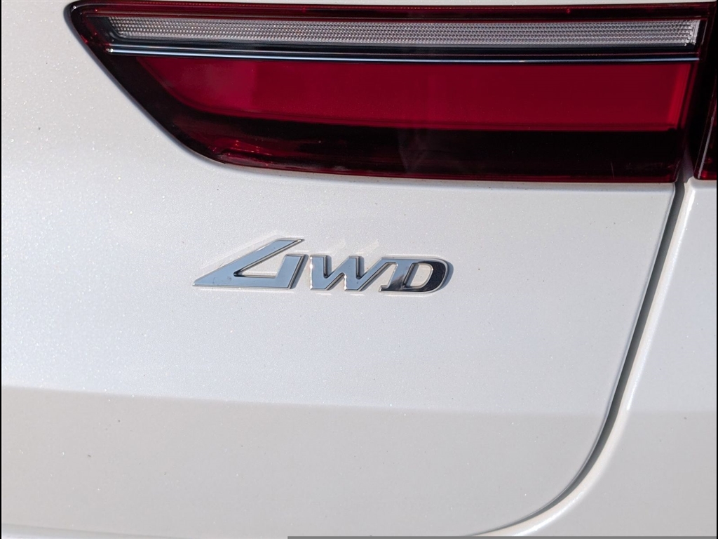 Used 2025 Uyuni White Pearl Genesis 3.5T E-SC image 30