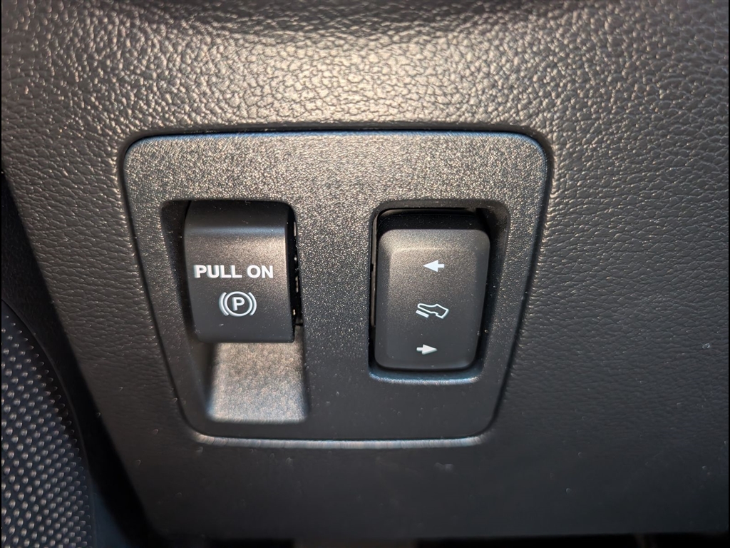 Used 2020 Agate Black Ford Platinum image 31