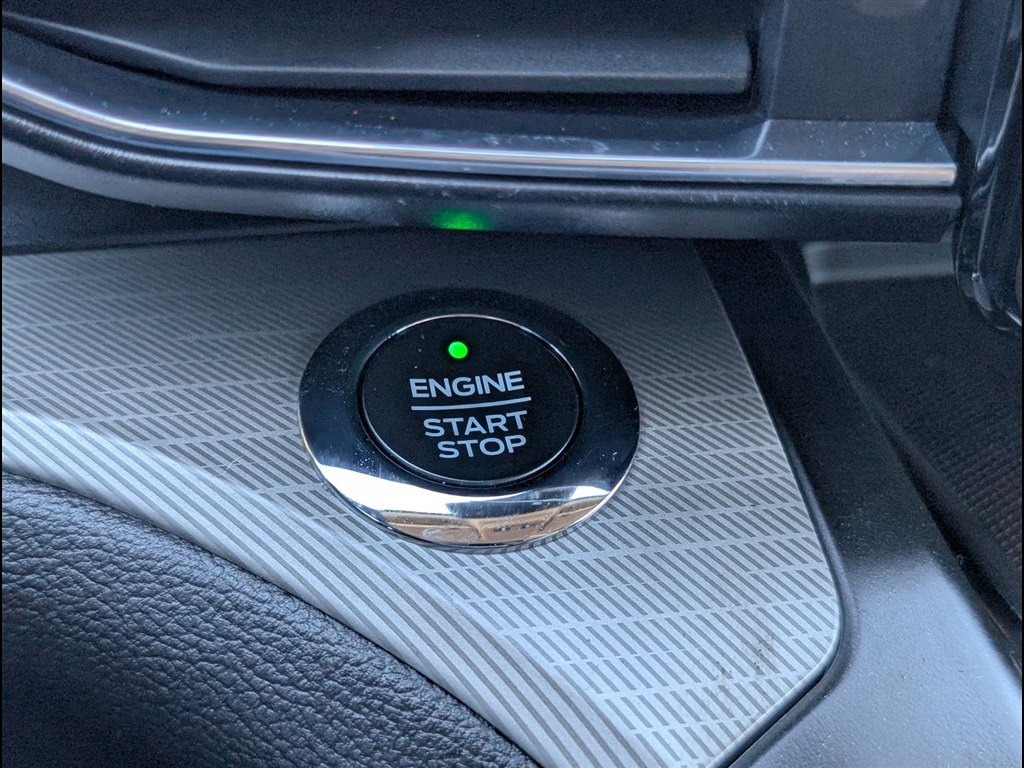 Used 2020 Agate Black Ford XLT image 31