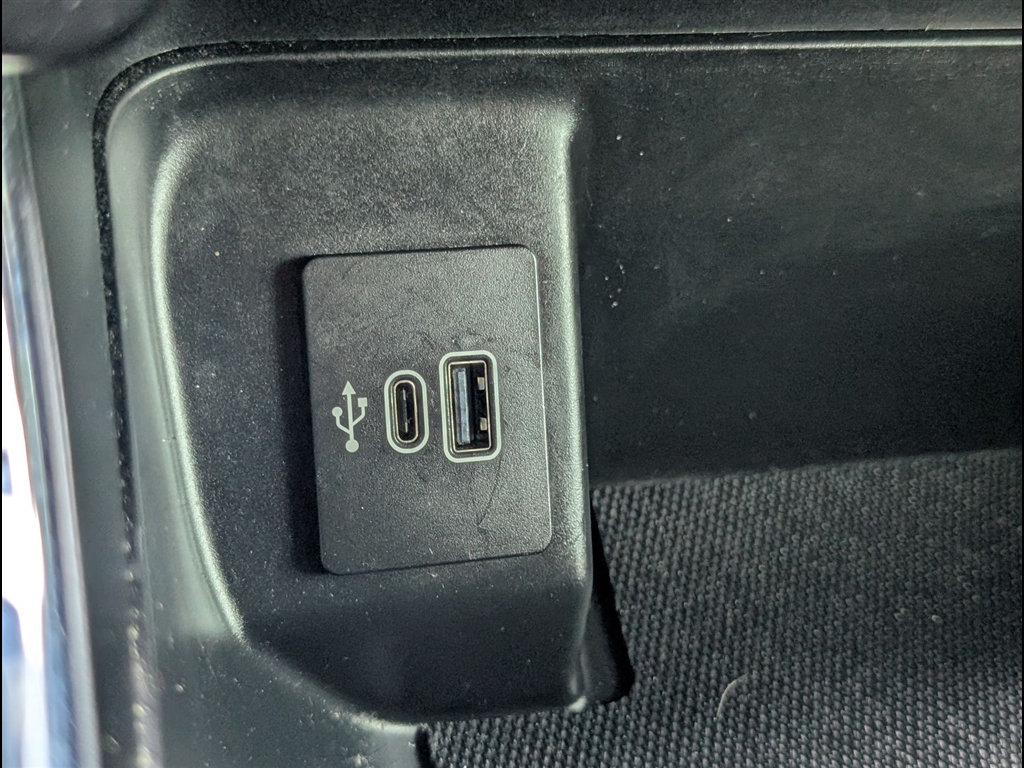 Used 2025 Atlas Blue Ford XLT image 31