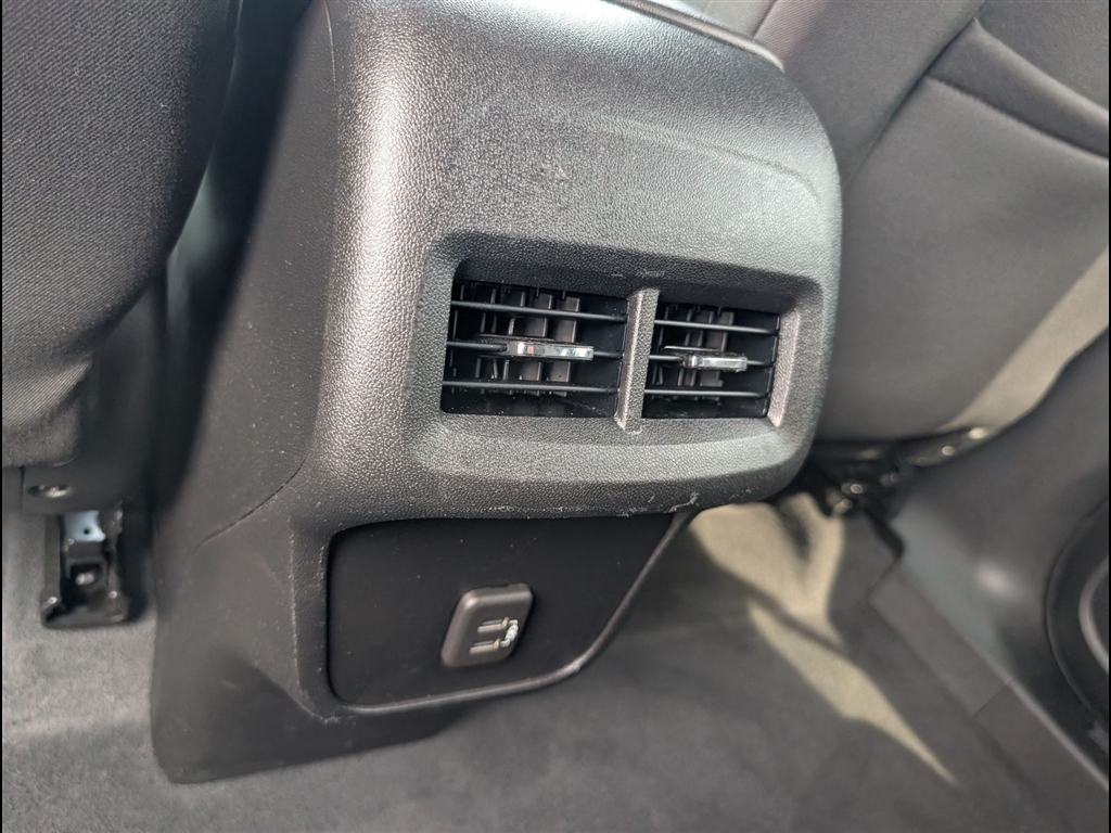 Used 2020 Silver Ice Metallic Chevrolet LT image 31