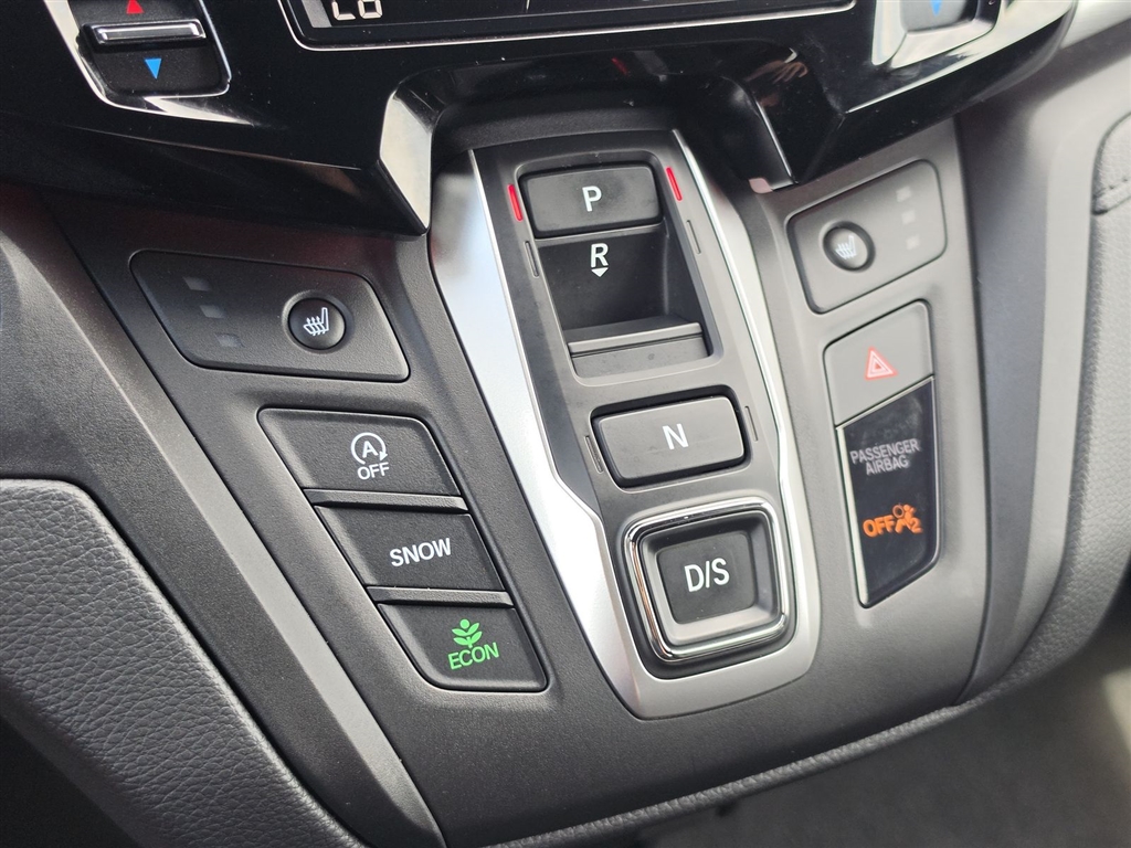 Used 2025 Sonic Gray Pearl Honda Sport-L image 31