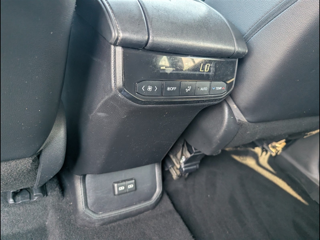Used 2022 Magnetic Gray Metallic Toyota XLE image 31