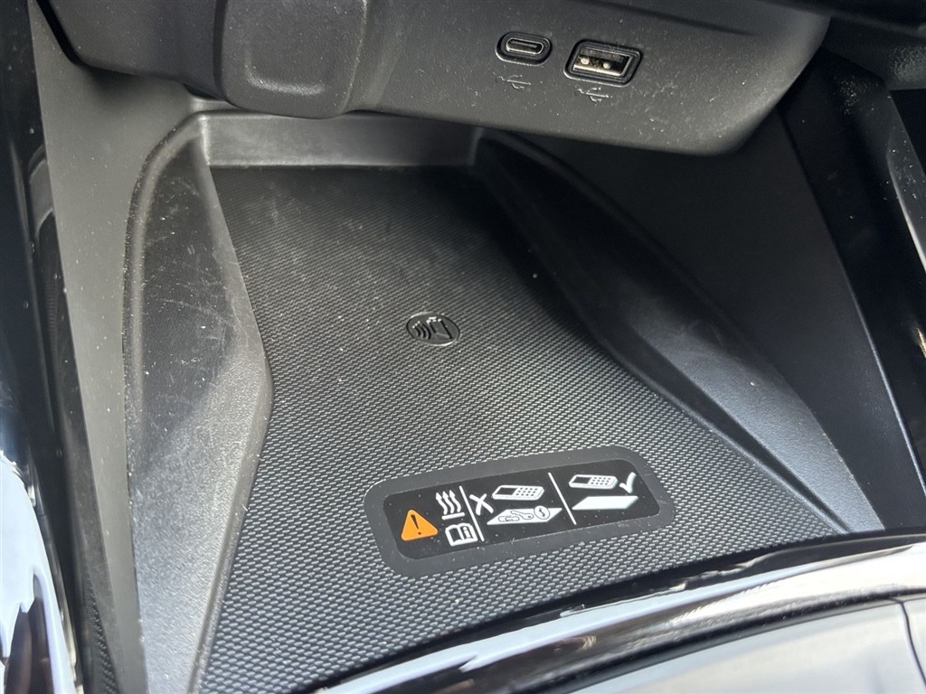 Used 2024 Blue Glow Metallic Chevrolet LT image 31