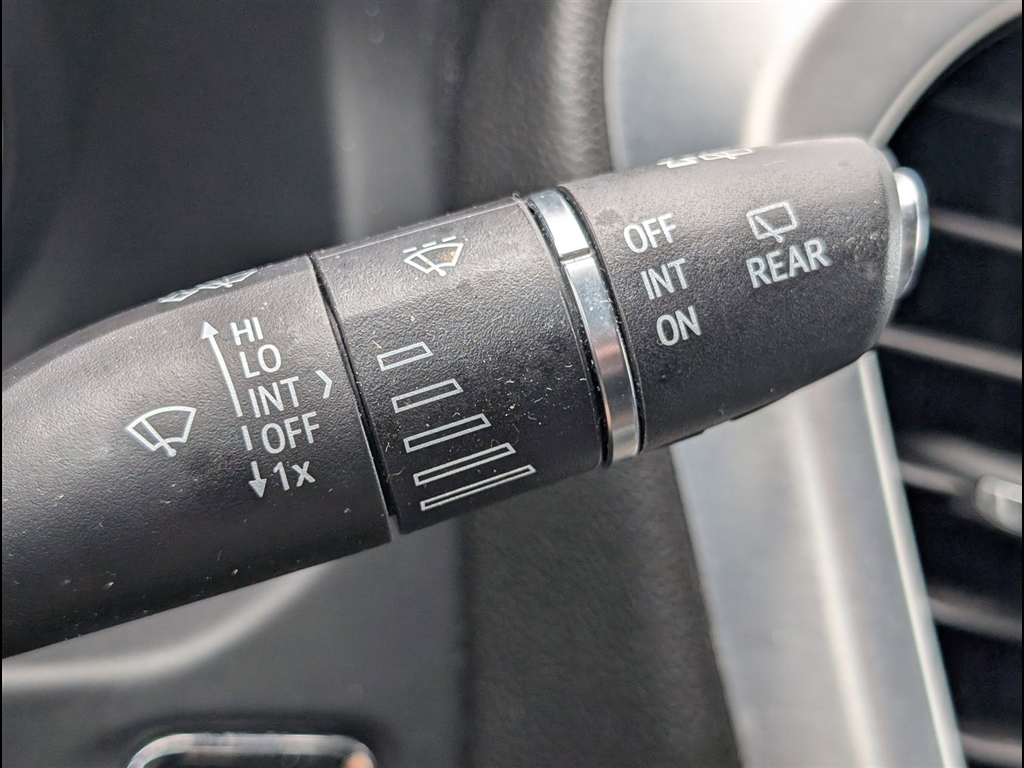 Used 2020 Satin Steel Metallic GMC SLE image 32