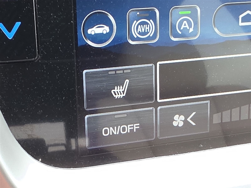 Used 2022 Autumn Green Metallic Subaru Limited image 32