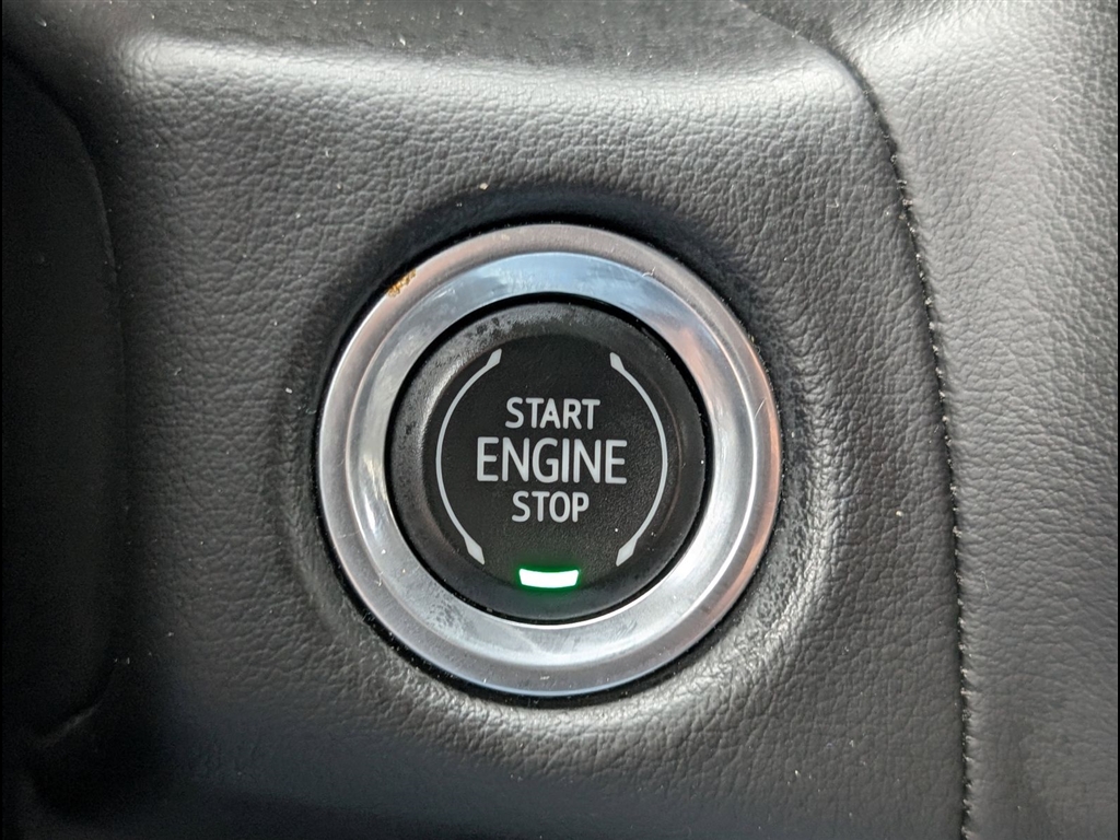 Used 2021 Satin Steel Metallic Chevrolet LT image 33