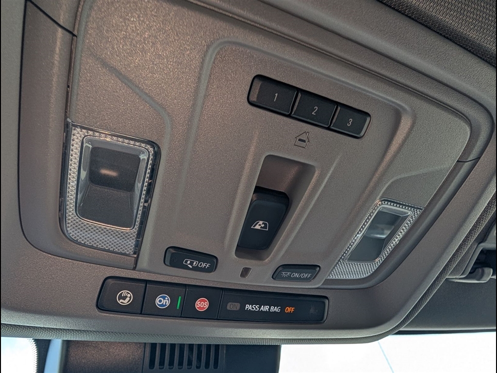 Used 2026 Sterling Gray Metallic Chevrolet LT Trail Boss image 33