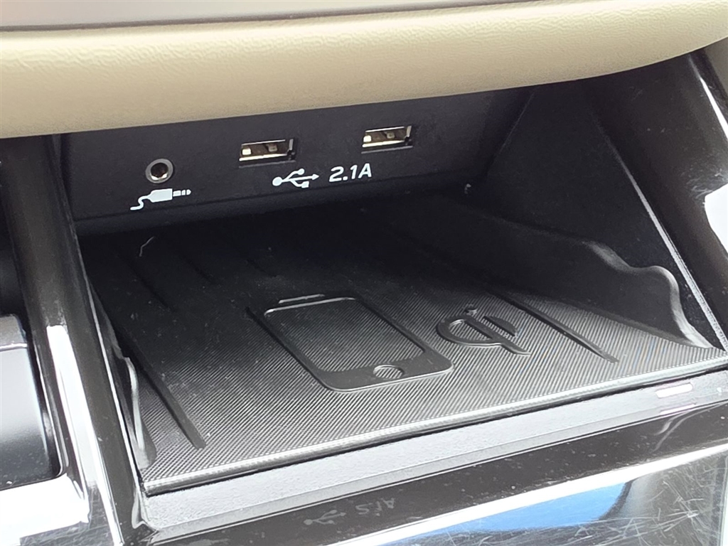 Used 2022 Autumn Green Metallic Subaru Limited image 33