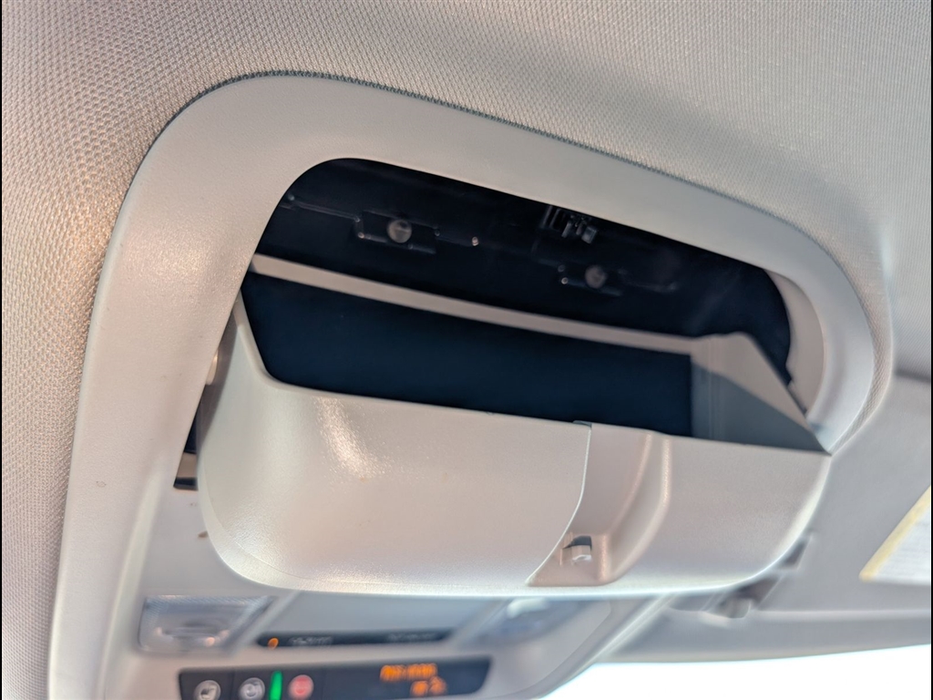 Used 2022 Iron Gray Metallic Chevrolet LT image 34