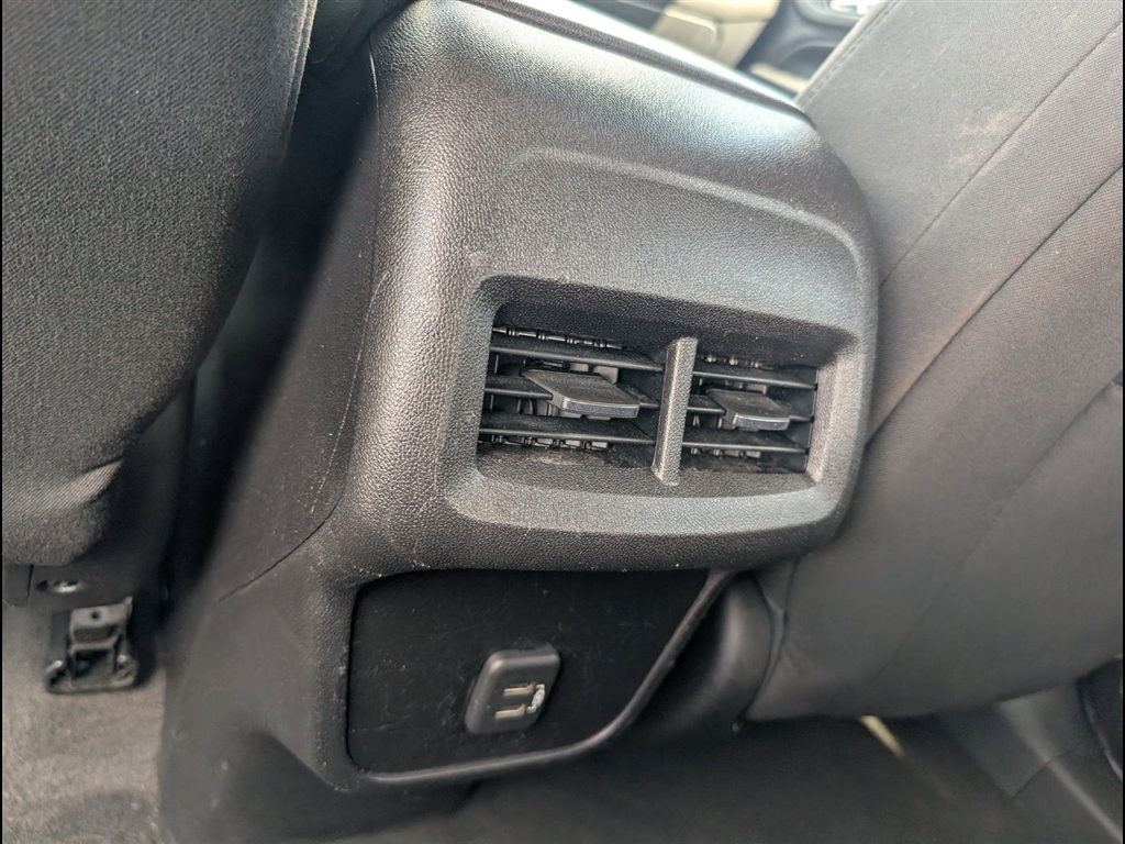 Used 2019 Summit White Chevrolet LT image 34