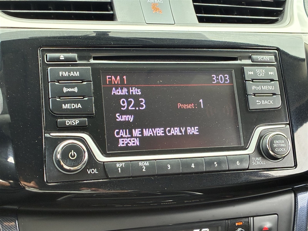 Used 2018 Gun Metallic Nissan SR image 34