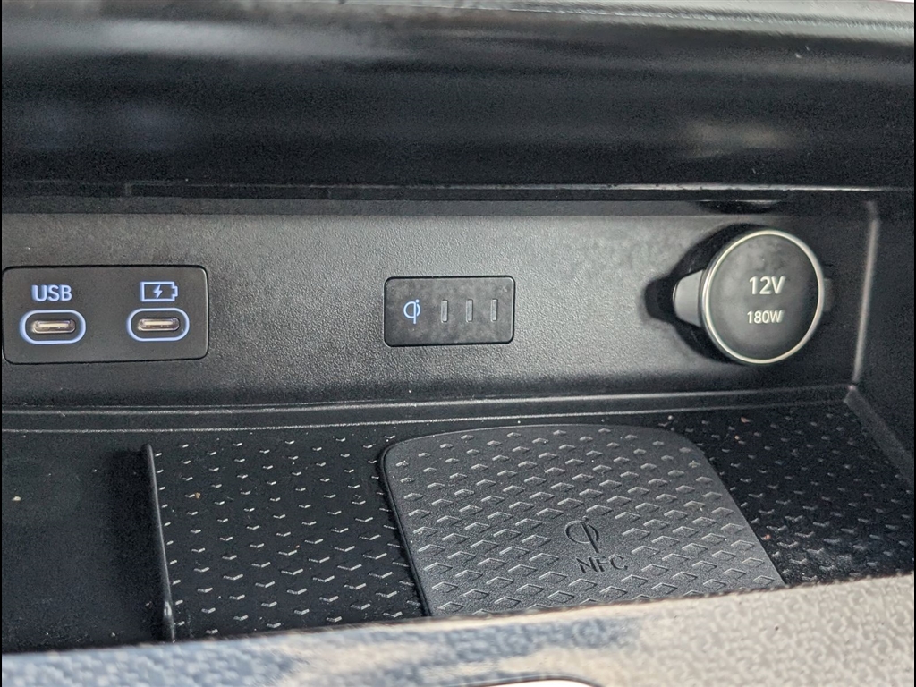 Used 2025 Uyuni White Pearl Genesis 3.5T E-SC image 34