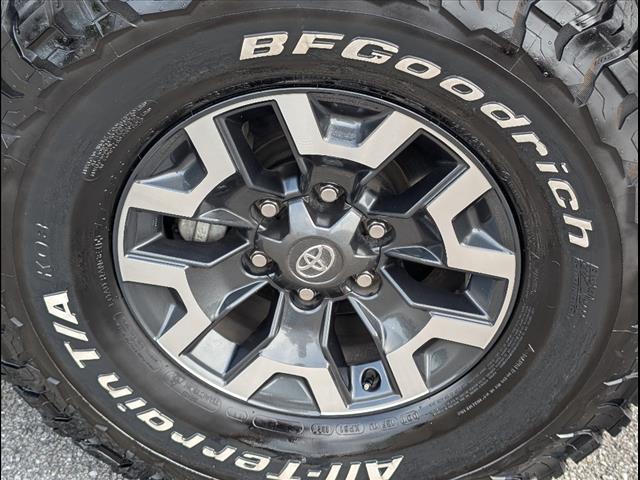 2022 Toyota Tacoma TRD Off-Road