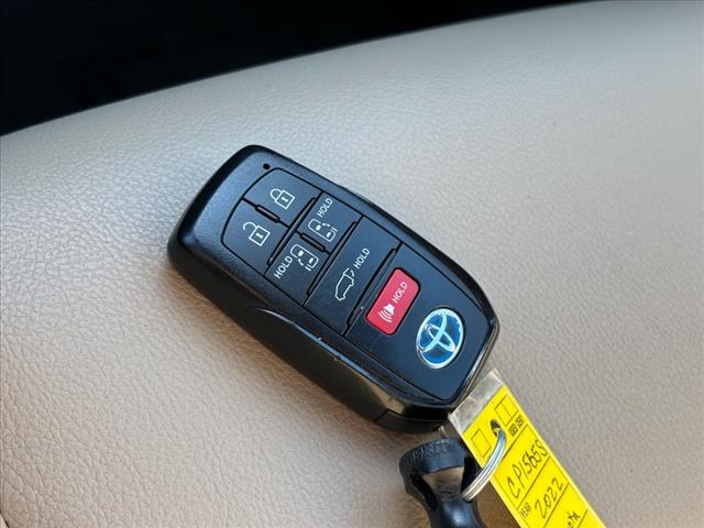 2022 Toyota Sienna XLE 7-Passenger