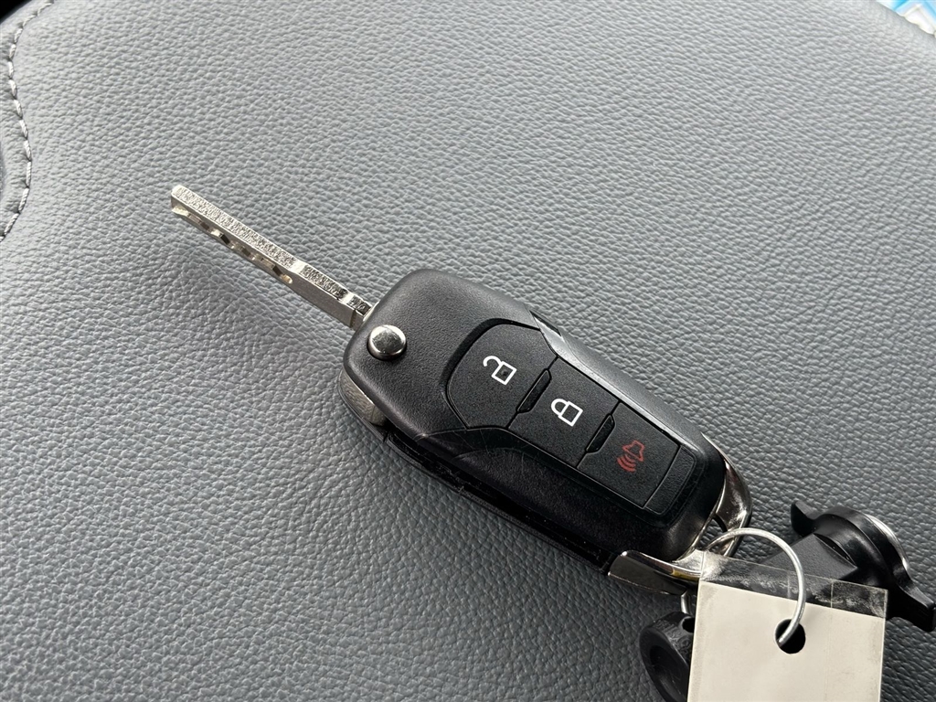 Used 2024 Oxford White Ford XL image 35