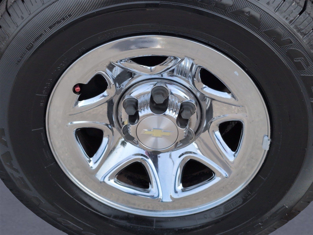 Used 2016 Red Hot Chevrolet Work Truck image 35