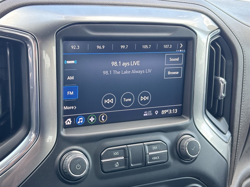 Used 2022 Summit White Chevrolet RST image 35