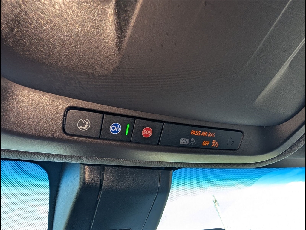 Used 2021 Shadow Gray Metallic Chevrolet Z71 image 35
