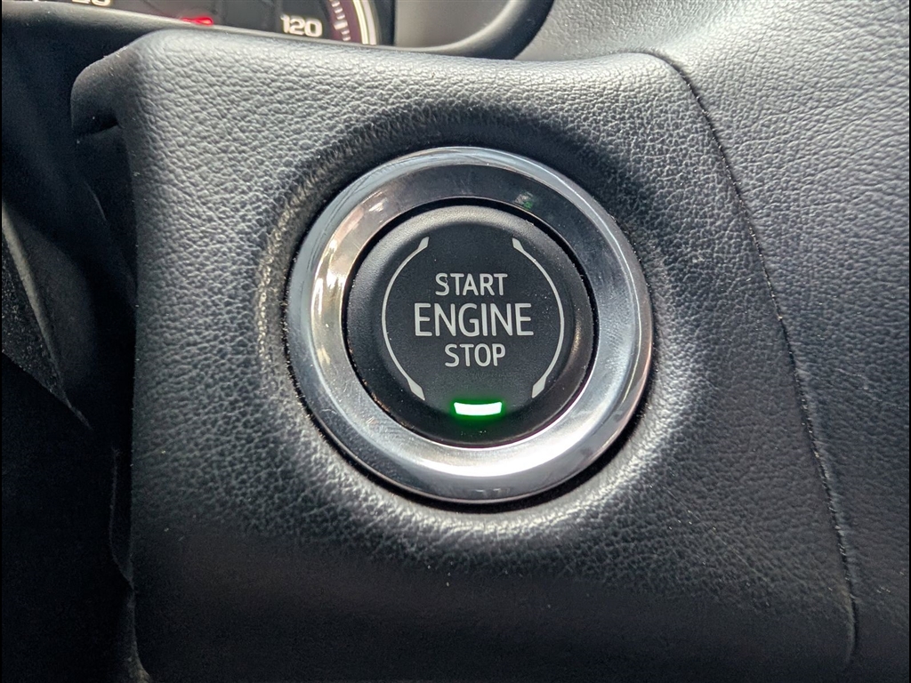 Used 2021 Shadow Gray Metallic Chevrolet Premier image 35